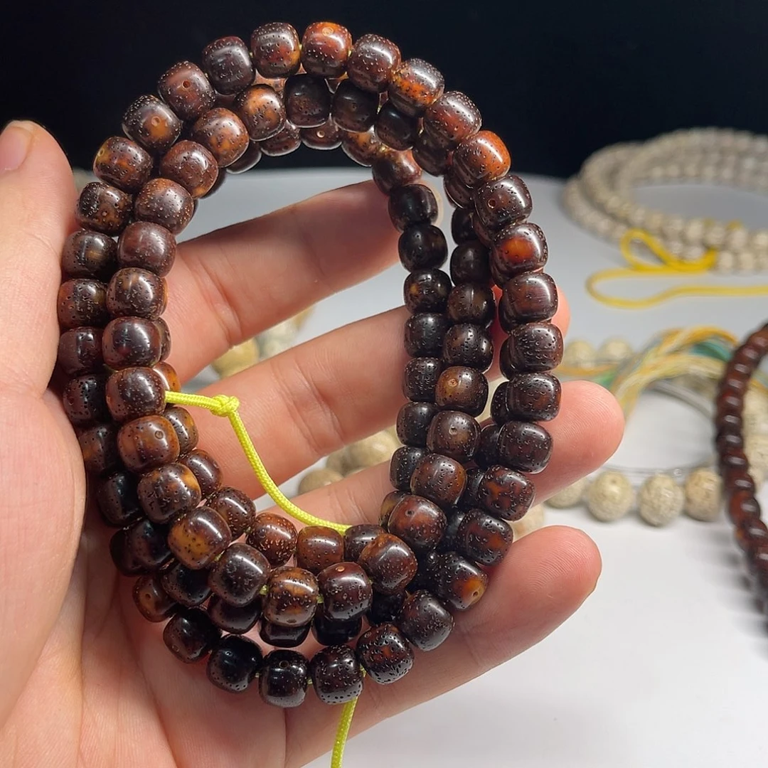 G***N星月菩提吊坠9/8黑金玉华