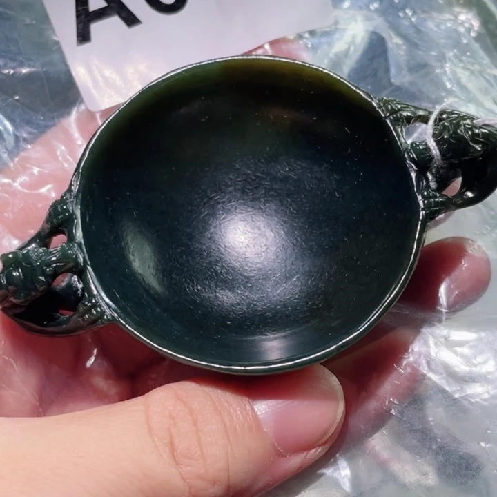 要***福和田玉（糖玉）未镶嵌颈饰