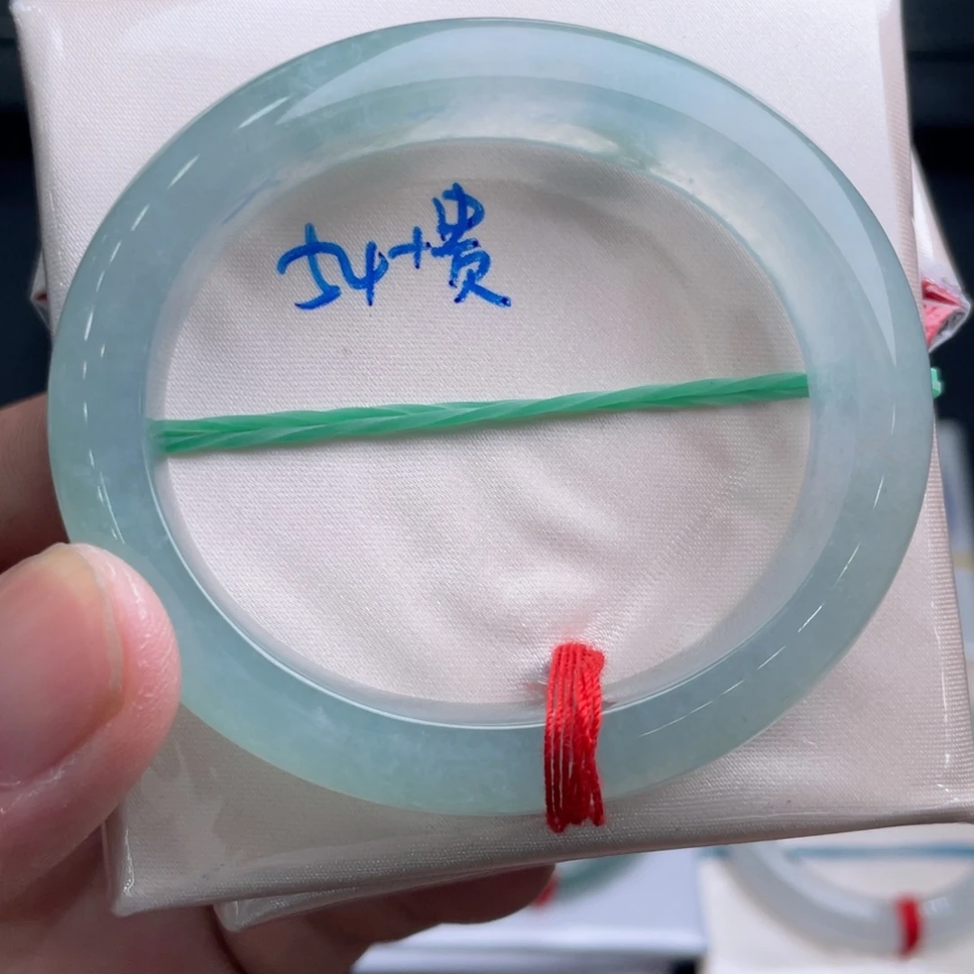 翡翠未镶嵌手镯翡翠手镯