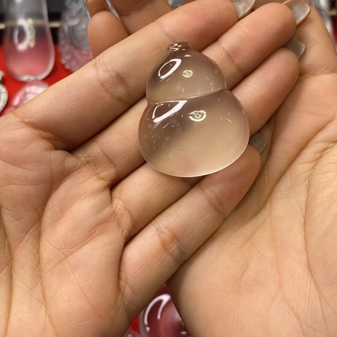 荣***惊石英质玉未镶嵌吊坠