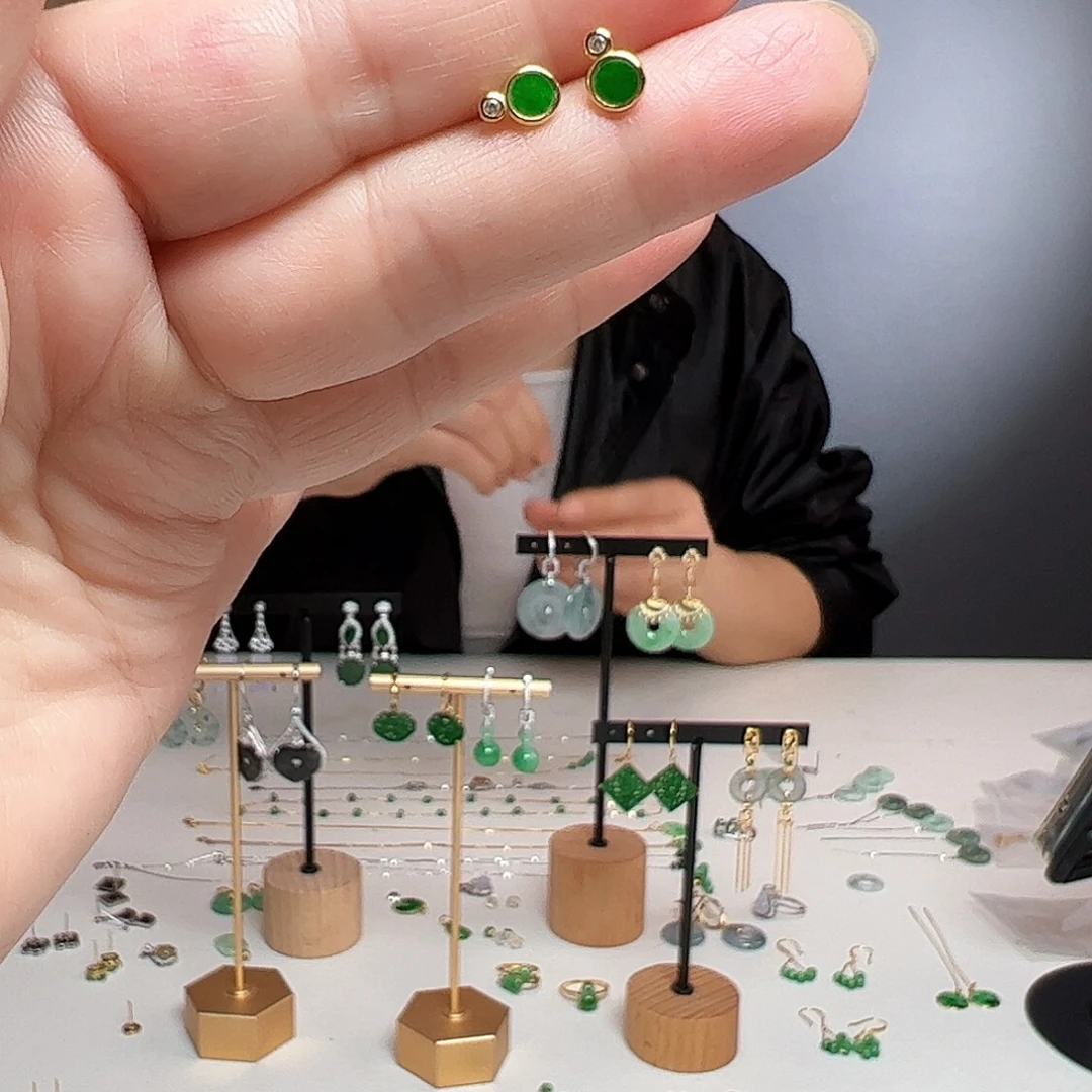 翡翠银S925镶嵌耳饰天然翡翠