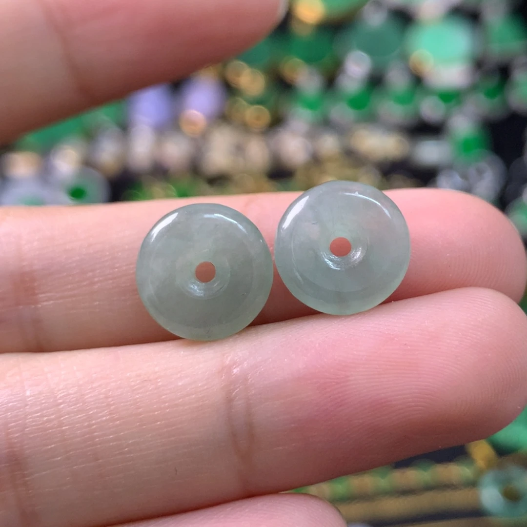 翡翠未镶嵌吊坠(不含链)平安扣