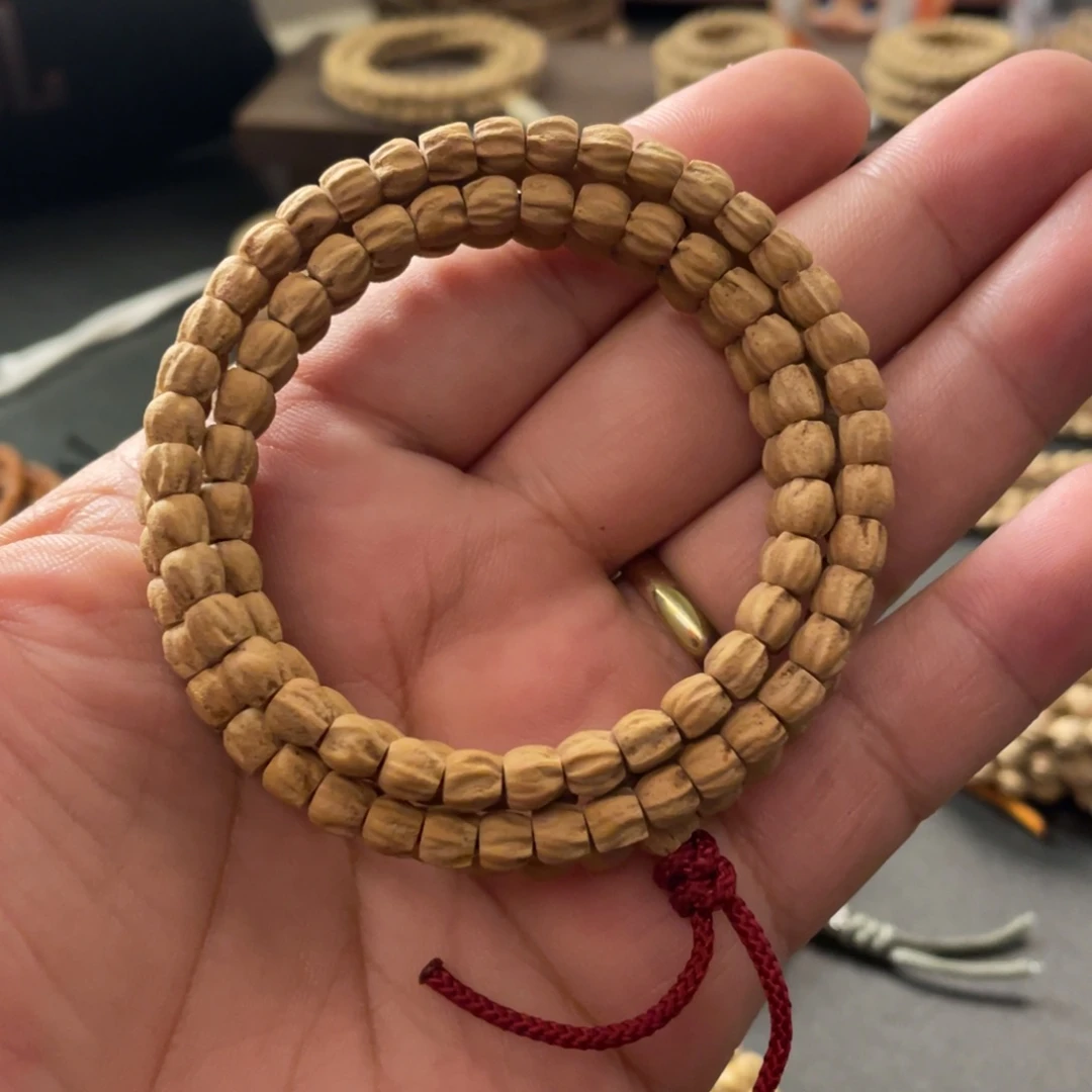 菩提籽类热振产区粉皮方块顺（麦穗）