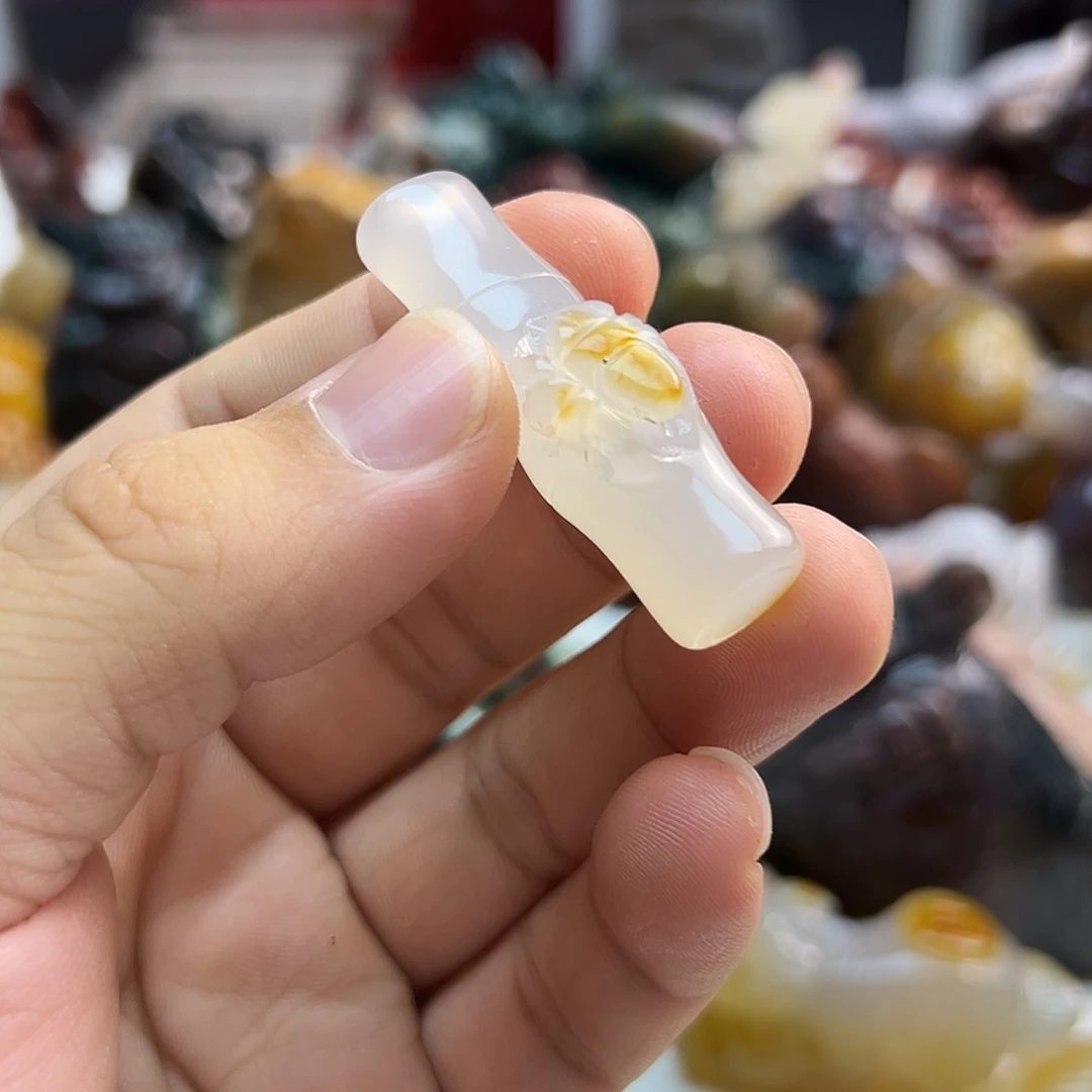 玛瑙/玉髓未镶嵌颈饰