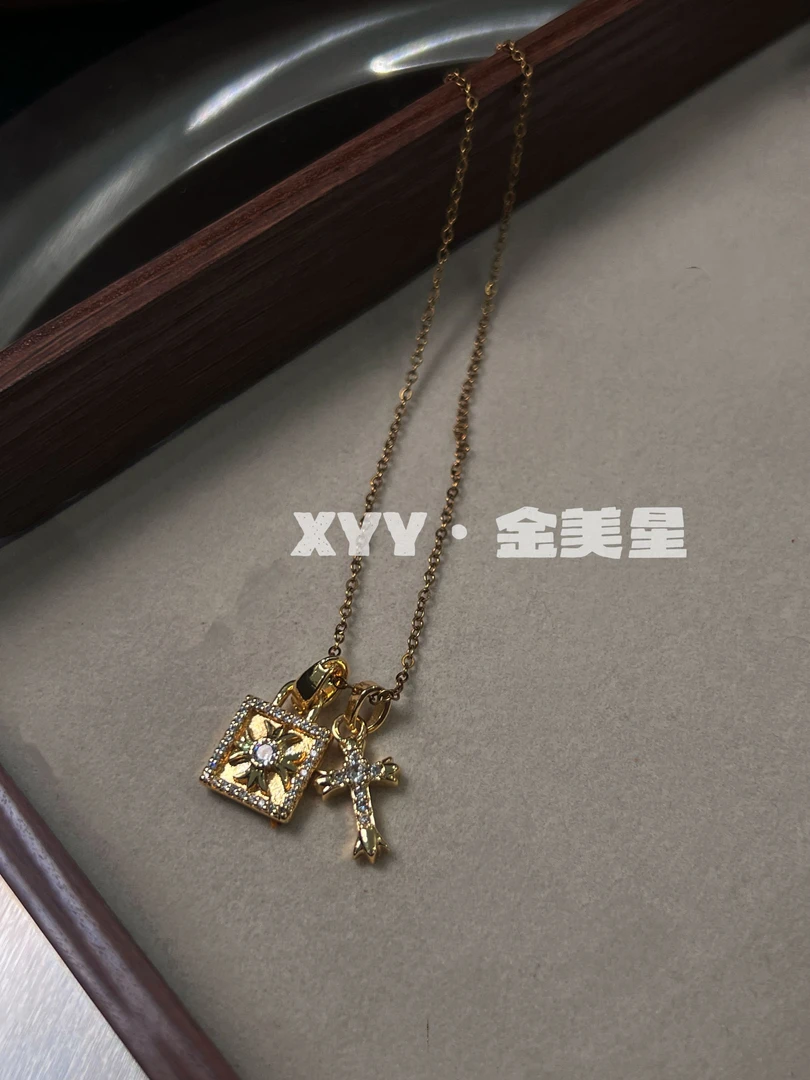 铜合金锆石项链 克克十字架吊坠项链2020