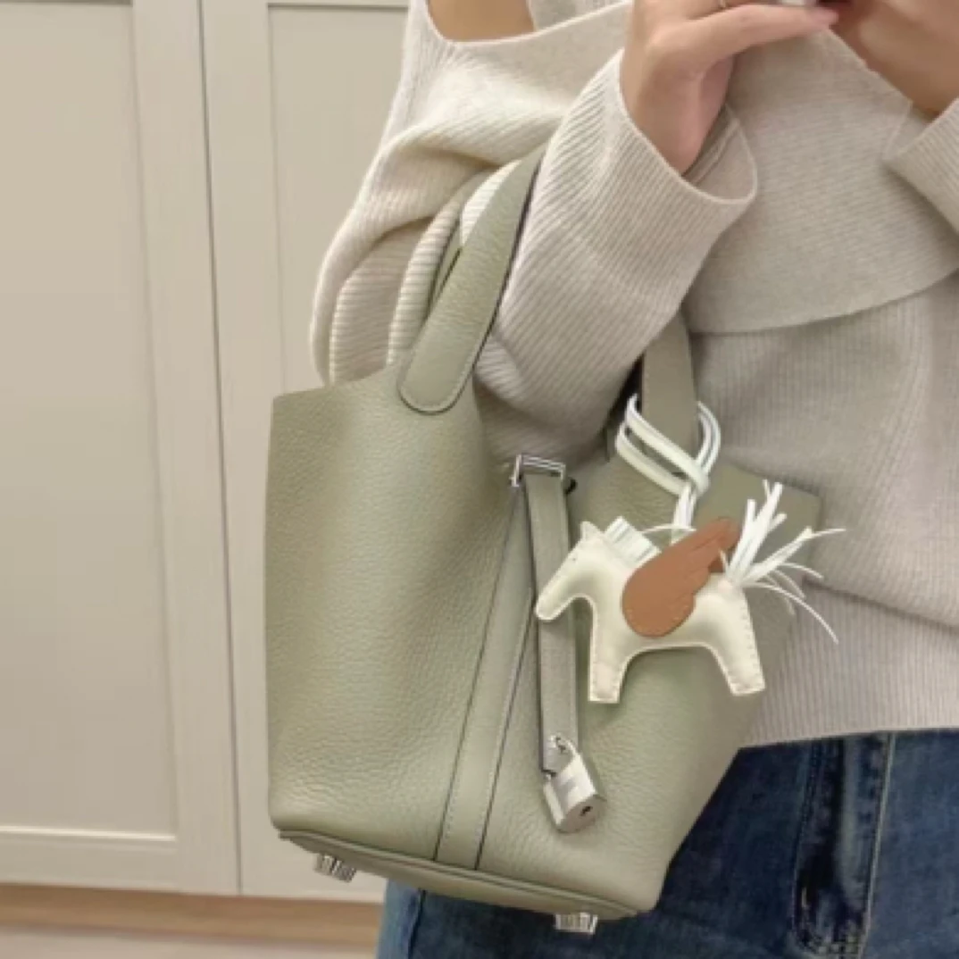 99新 Hermes/爱马仕 爱马仕菜篮子22鼠尾草绿Y单肩包8434571