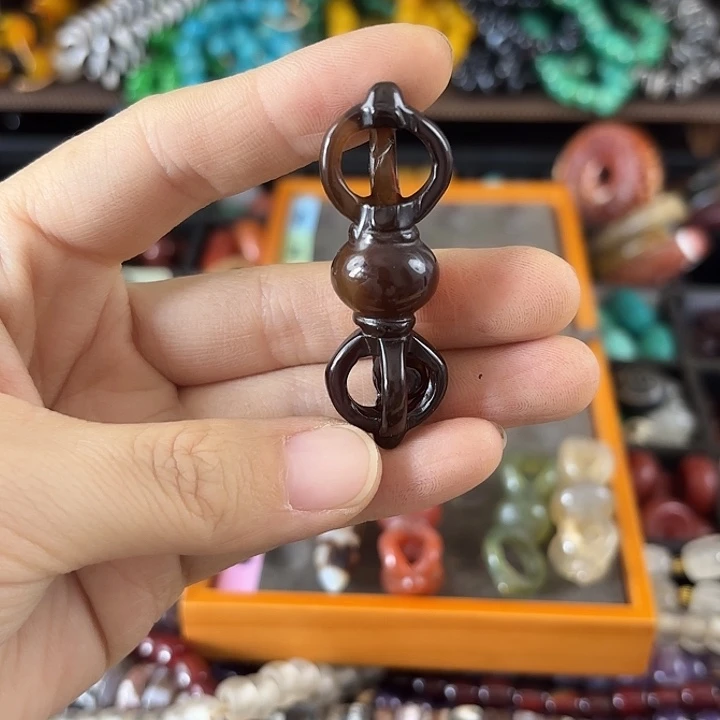 薯***咪玛瑙/玉髓颈饰未镶嵌