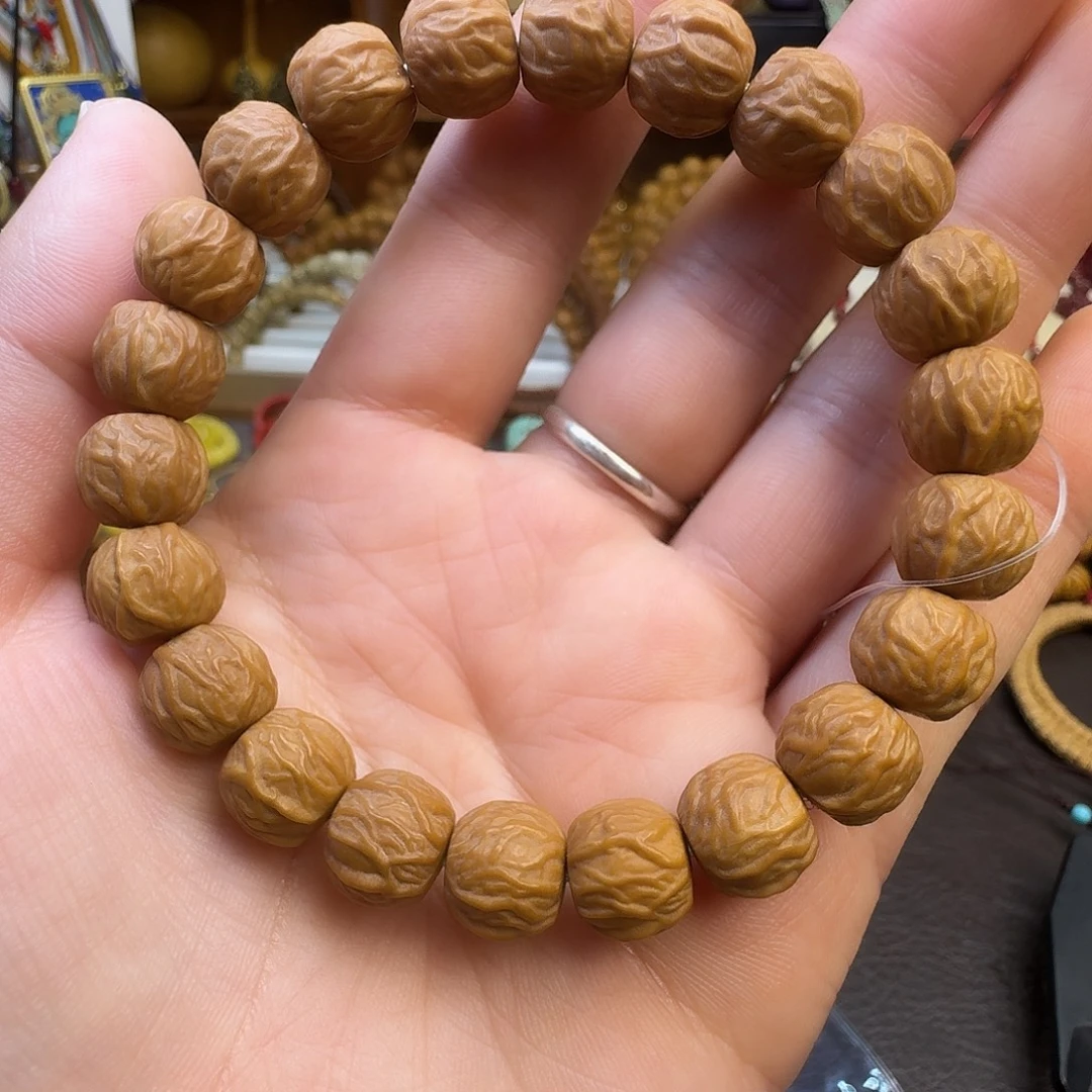 文玩核桃吊坠猴头核桃雕刻毒液手串全品