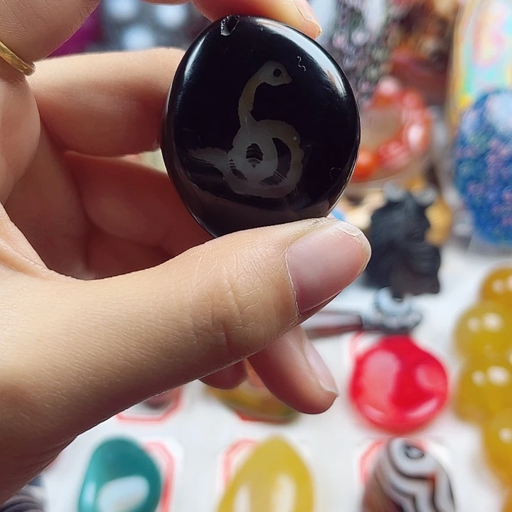 玛瑙/玉髓未镶嵌耳环