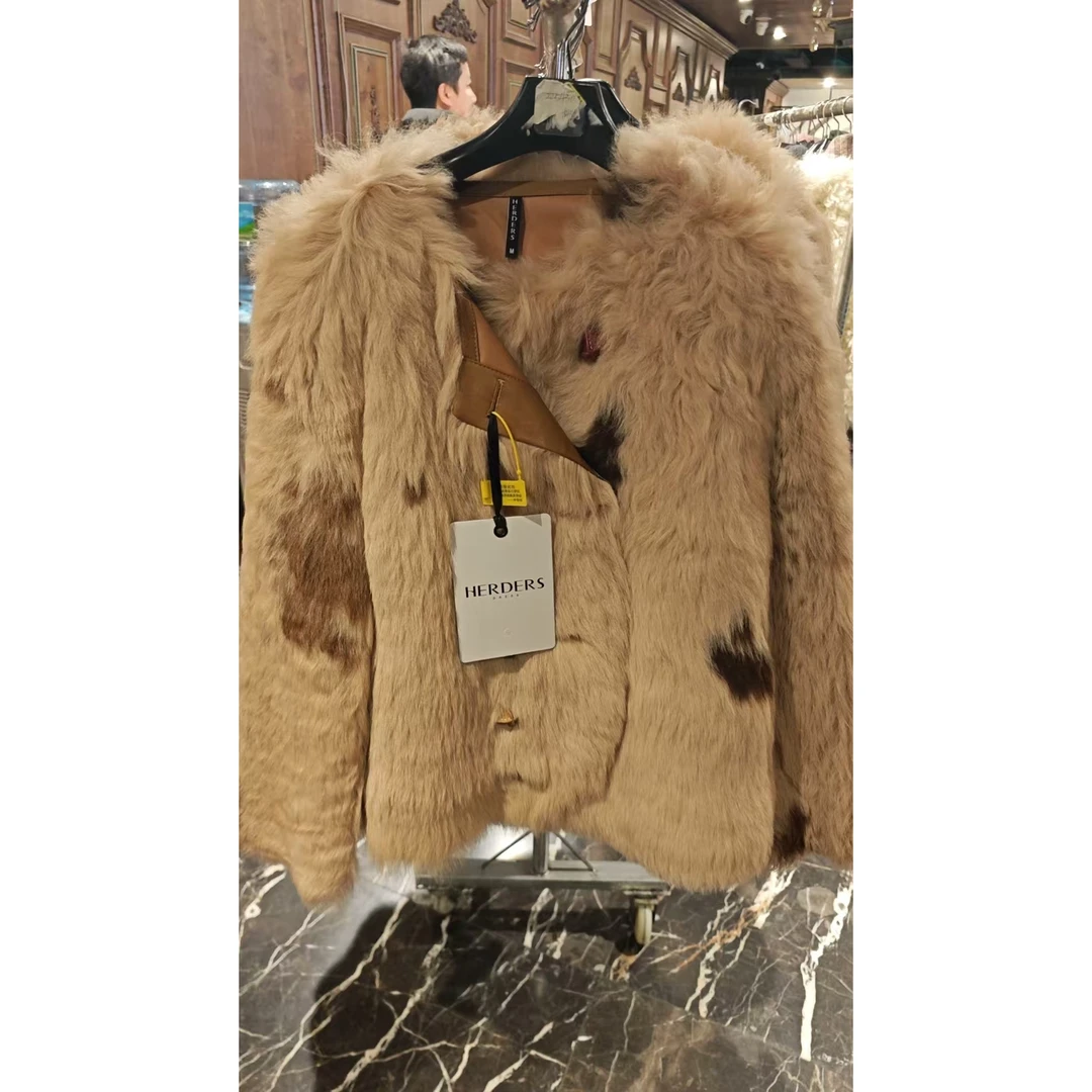 HERDERS亮咖/奶牛花时尚潮流皮毛一体皮草 236597