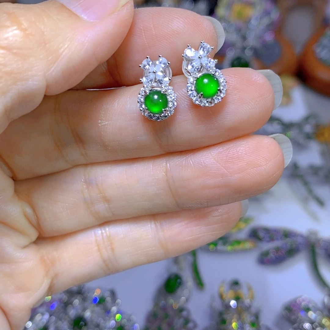 翡翠颈饰银S925镶嵌天然翡翠