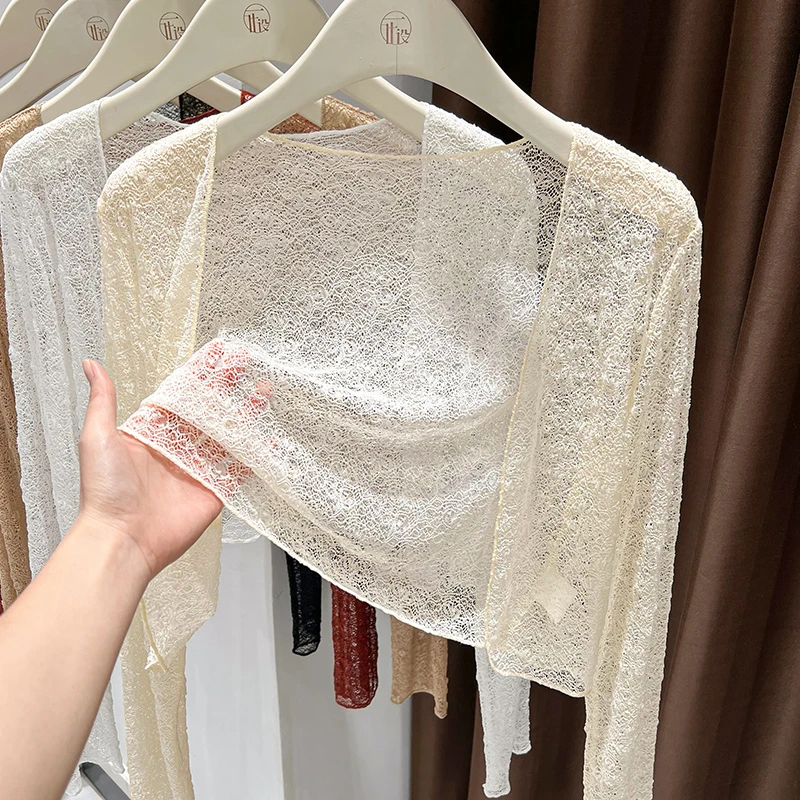 2025夏季新款杏色镂空开衫上衣蕾丝衫女配吊带裙外搭长袖防晒罩衫