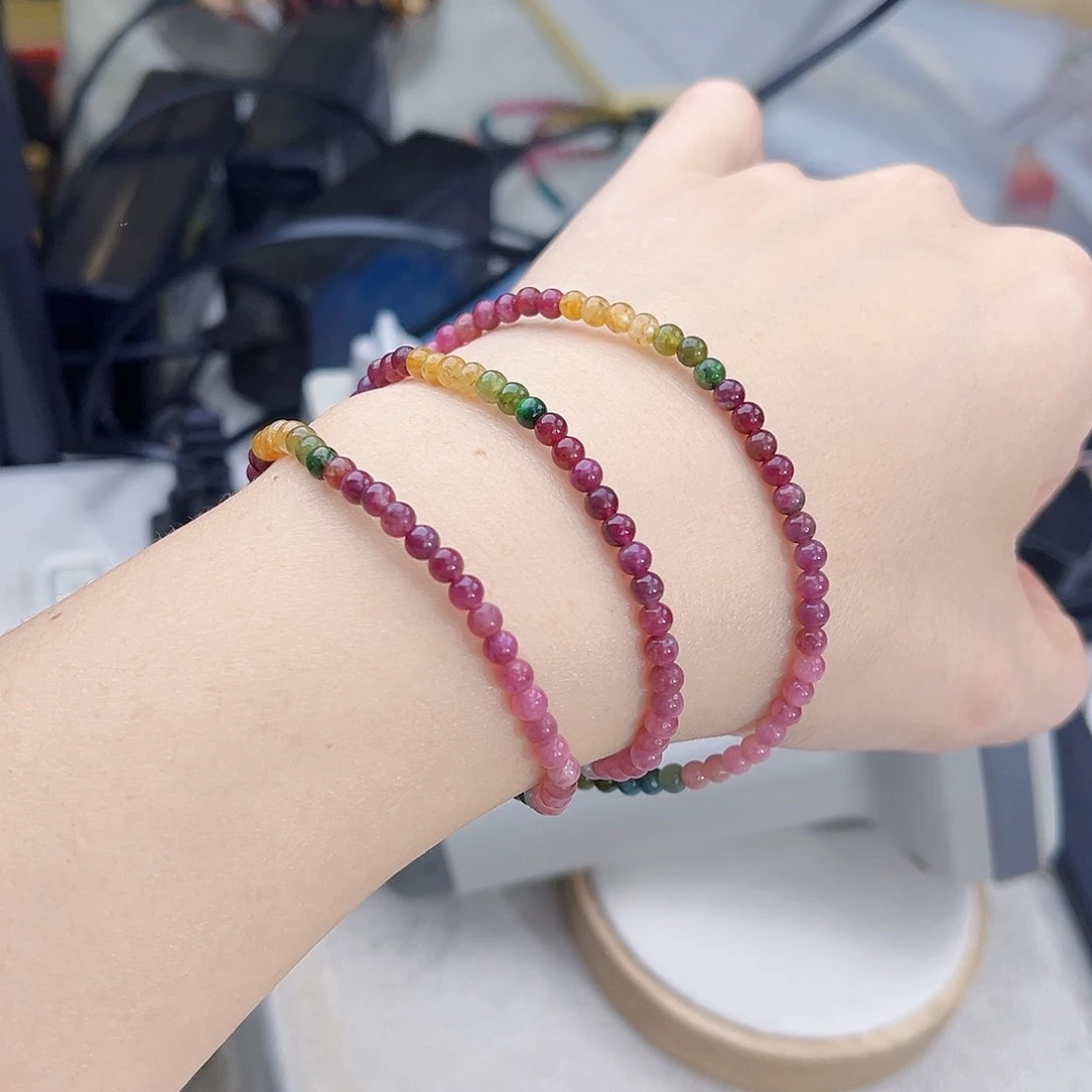 碧玺多样性发一件未镶嵌