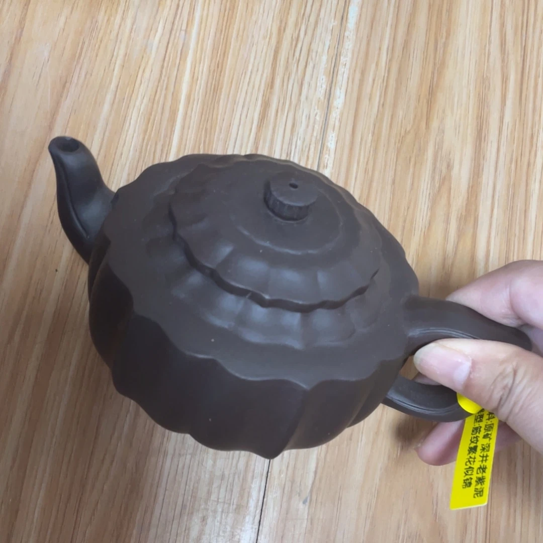 沈***衣茶壶紫砂宜兴紫砂文化