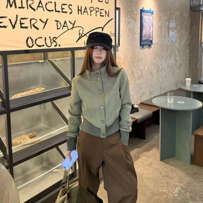 复古灰绿色立领外套女秋季2025年新款美式设计感时尚气质夹克上衣