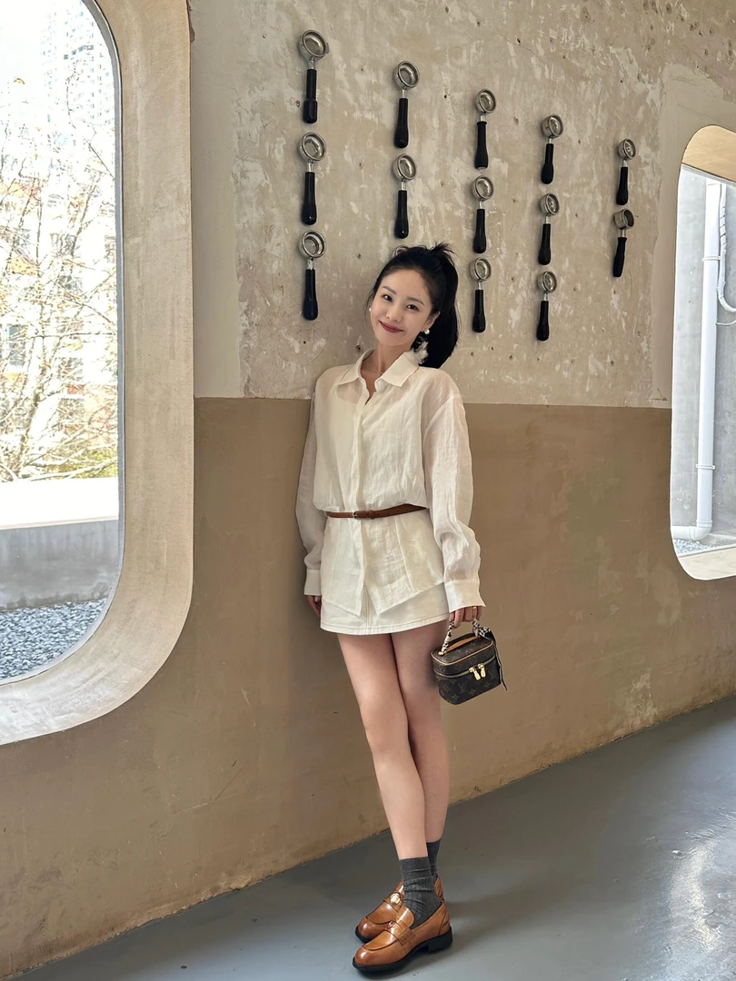 2025春季新款韩系薄款气质百搭通勤长袖基础款高腰半身裙两件套