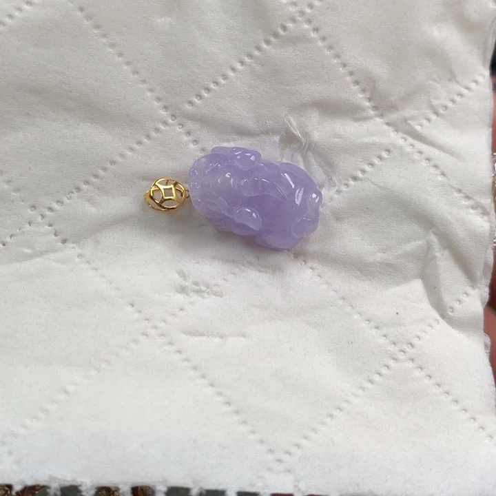 翡翠颈饰18K金镶嵌貔貅