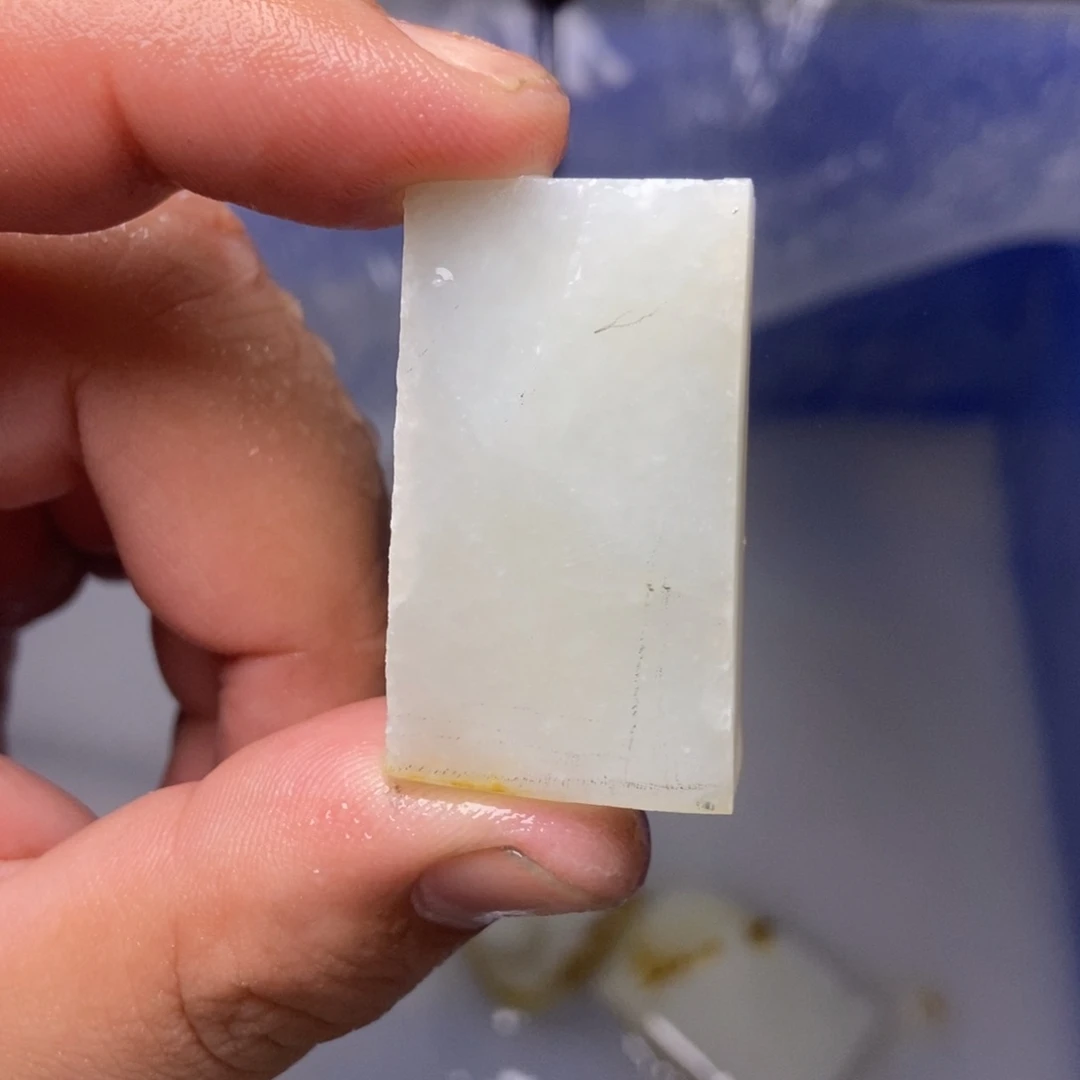 未镶嵌吊坠定制和田玉兴****窗