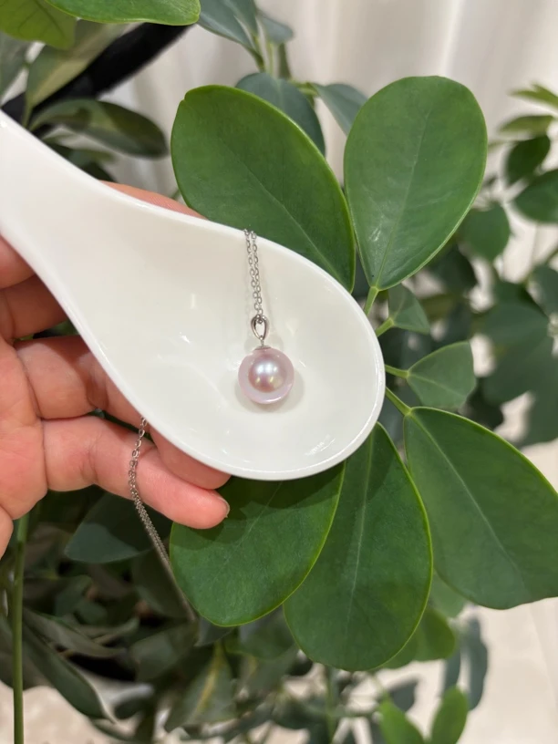 极光曼塔玫瑰 天然淡水珍珠吊坠 正圆极光 18k金瓜子扣 送银链