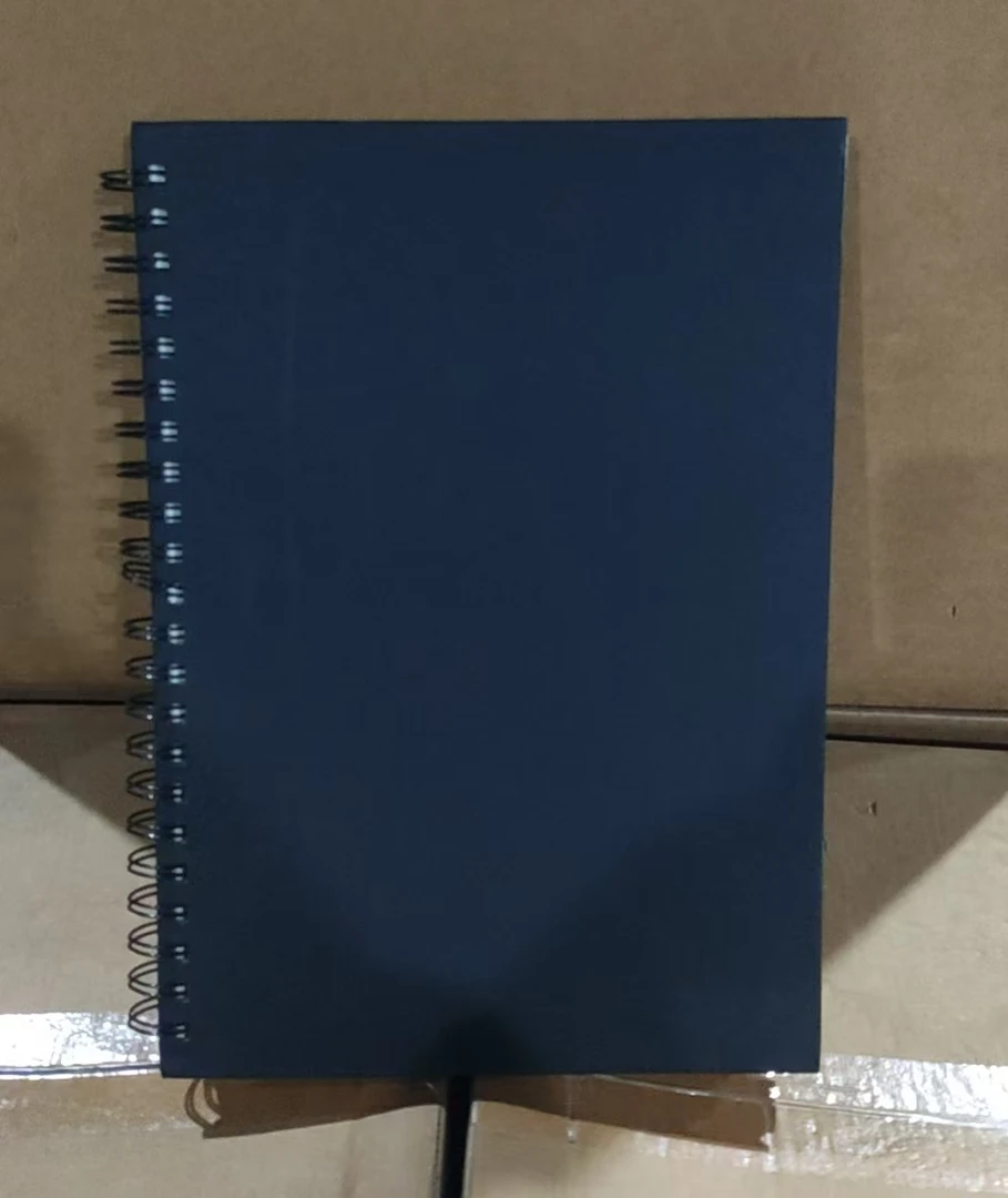 四季年华莱特a4黑皮侧翻素描本（1本）