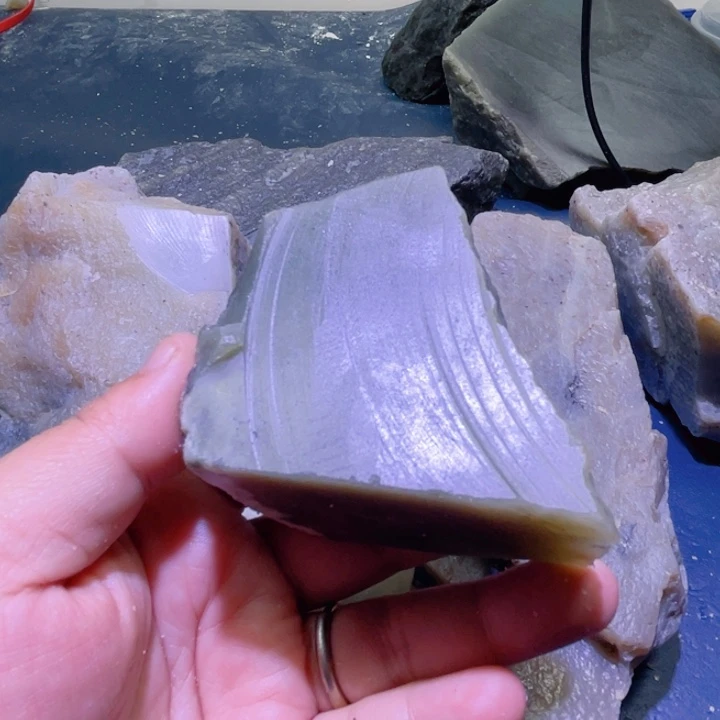 和田玉未镶嵌珠宝半成品