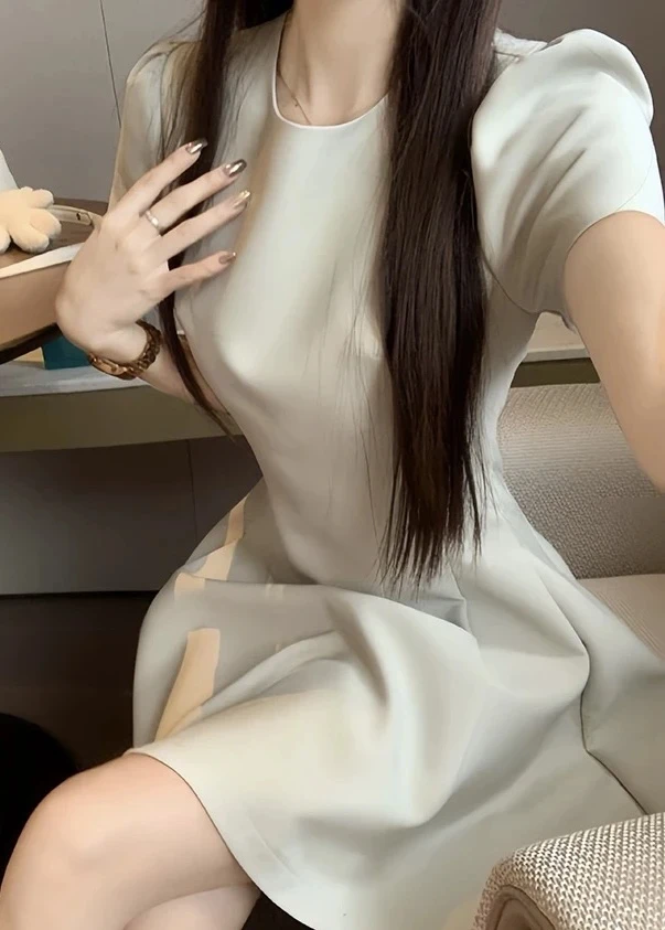 6号四季爆款百搭女装（孤品样衣）慎重下单不喜勿拍