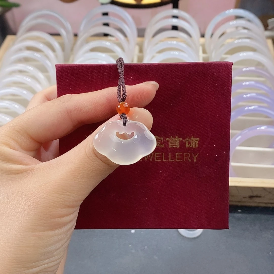 手镯玛瑙/玉髓未镶嵌