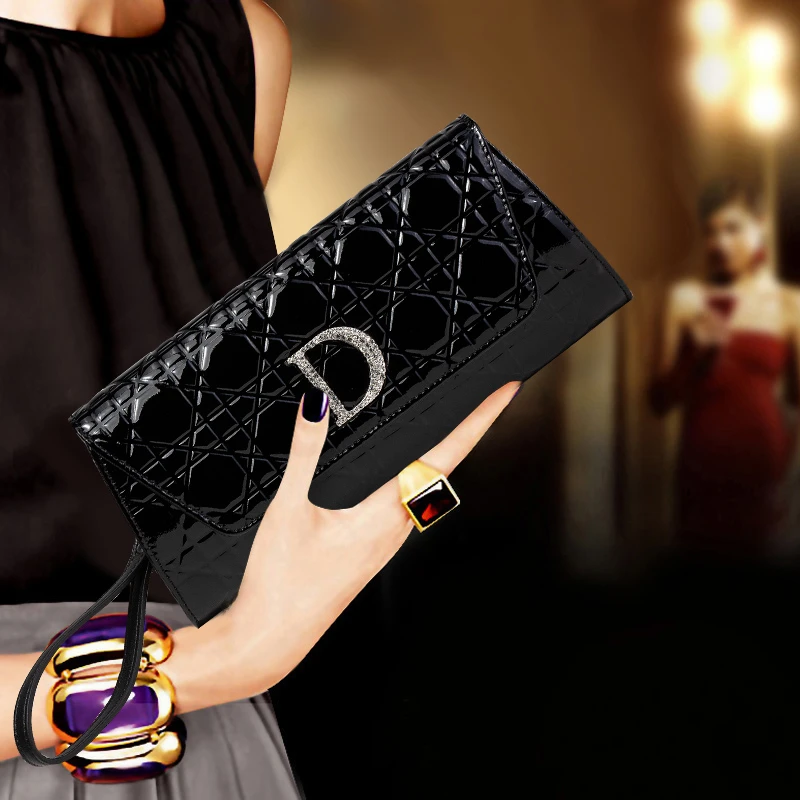 2025秋冬新款真皮宴会手包链条单肩包纯牛皮D字菱格手拿包女气质