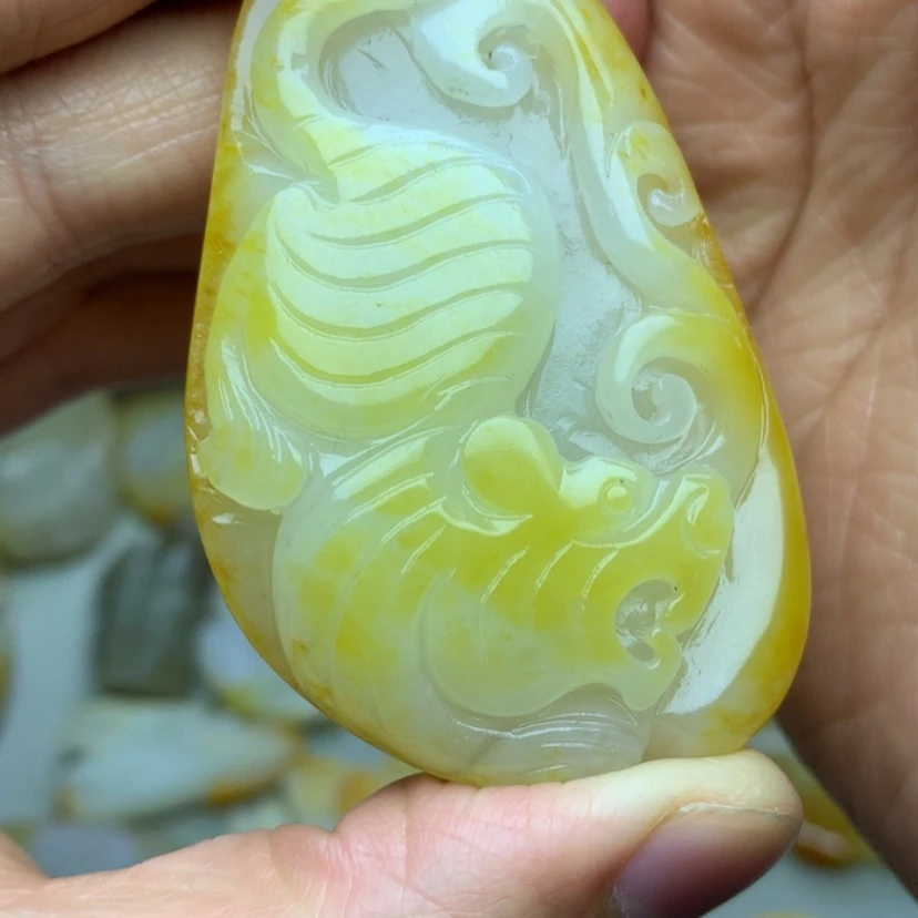 【闪购商品】颈饰未镶嵌和田玉