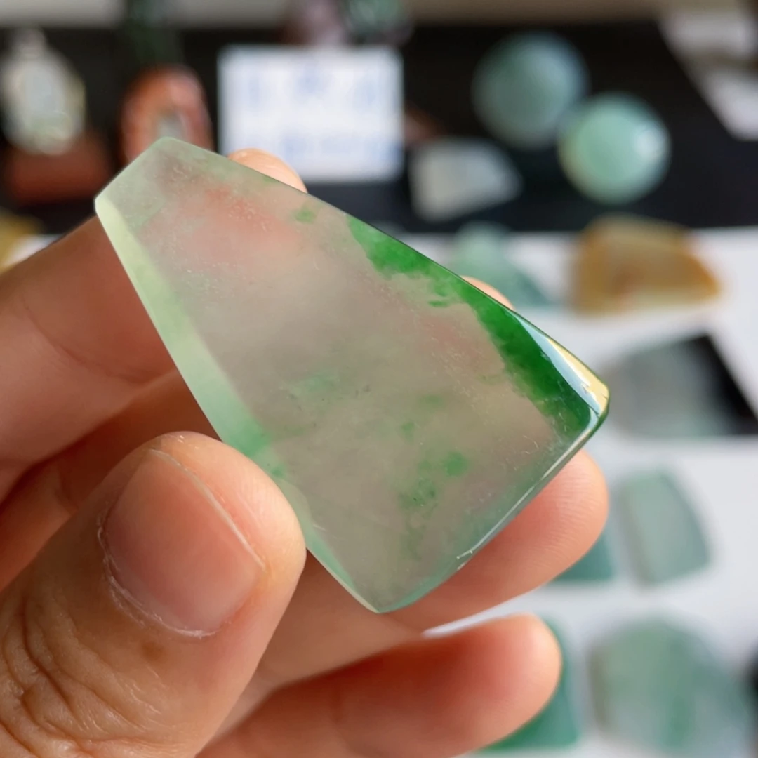 定制翡翠未镶嵌包工