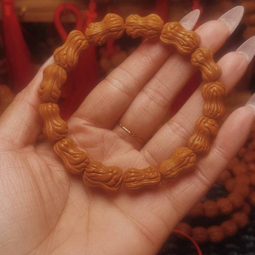 吊坠桃核龙纹桃枭手串