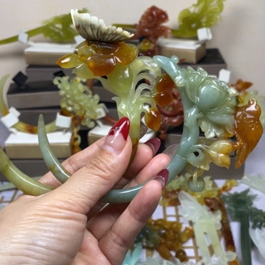 蛇纹石玉发饰未镶嵌一**干