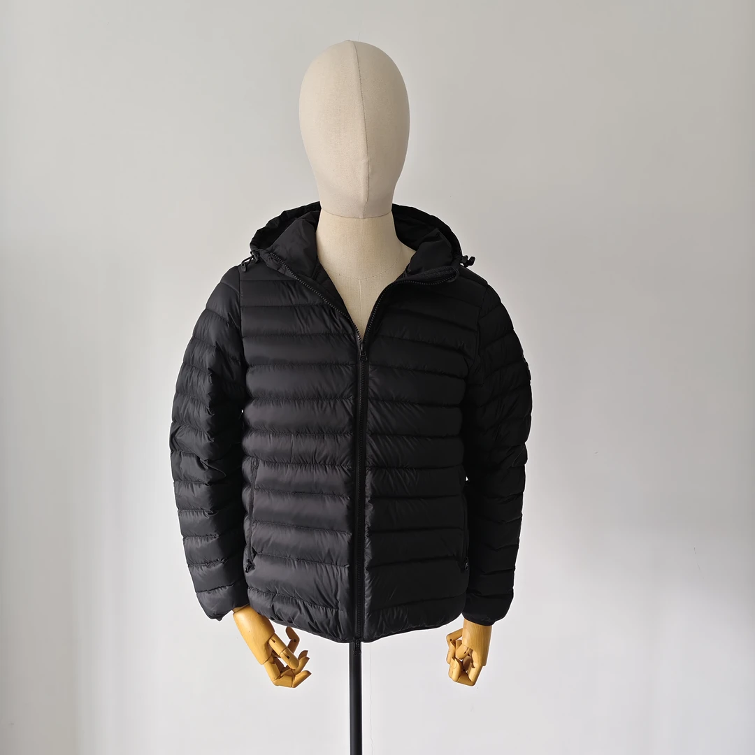 【年终特惠】95鹅绒男女同款羽绒服排骨衣短款连帽轻薄保暖8856