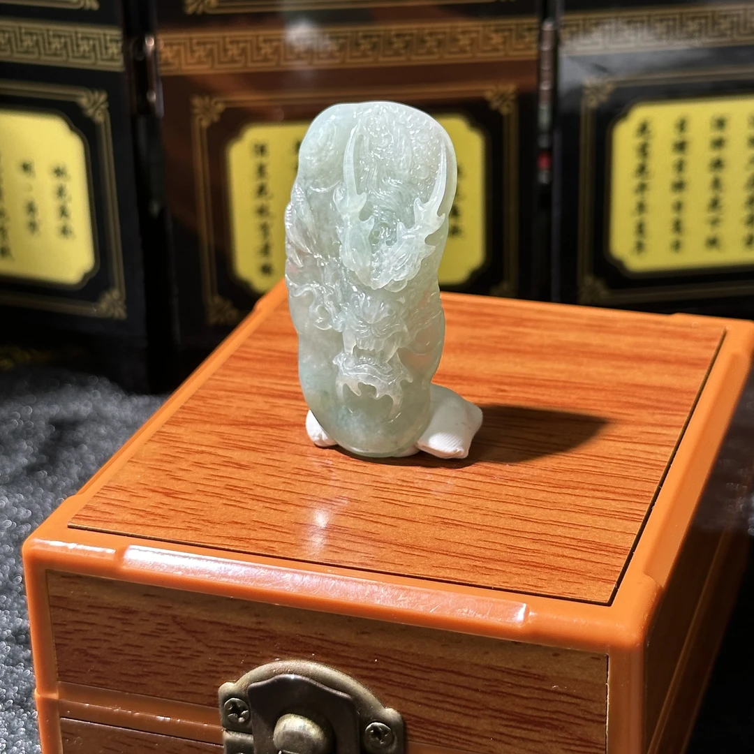 638-天然翡翠-龙牌