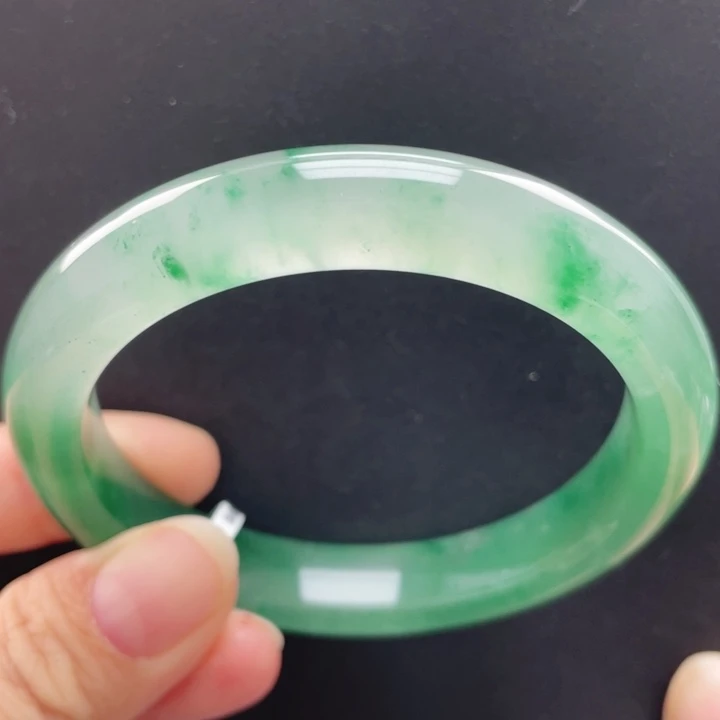 石英质玉未镶嵌手镯56 一57