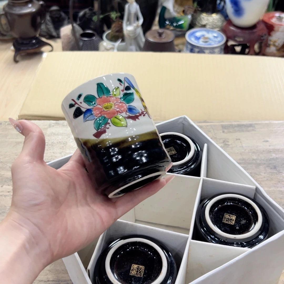 瓷片陶瓷和金属表面上产生强烈