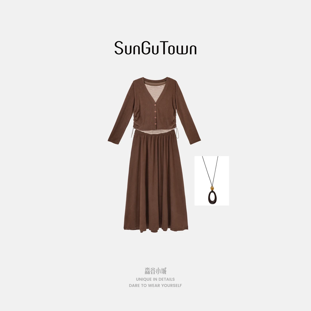 森谷小城轻奢复古风设计师款简约拼接假两件套装5CQX89010