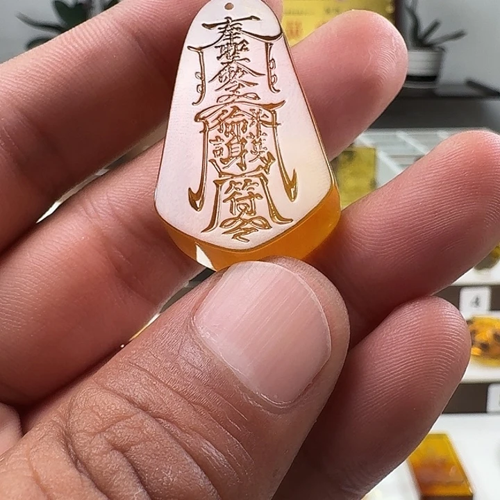 用***5琥珀颈饰未镶嵌护