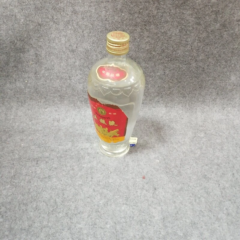 1990年单圈萝卜五粮液500ml52度-M25FO000A16-03