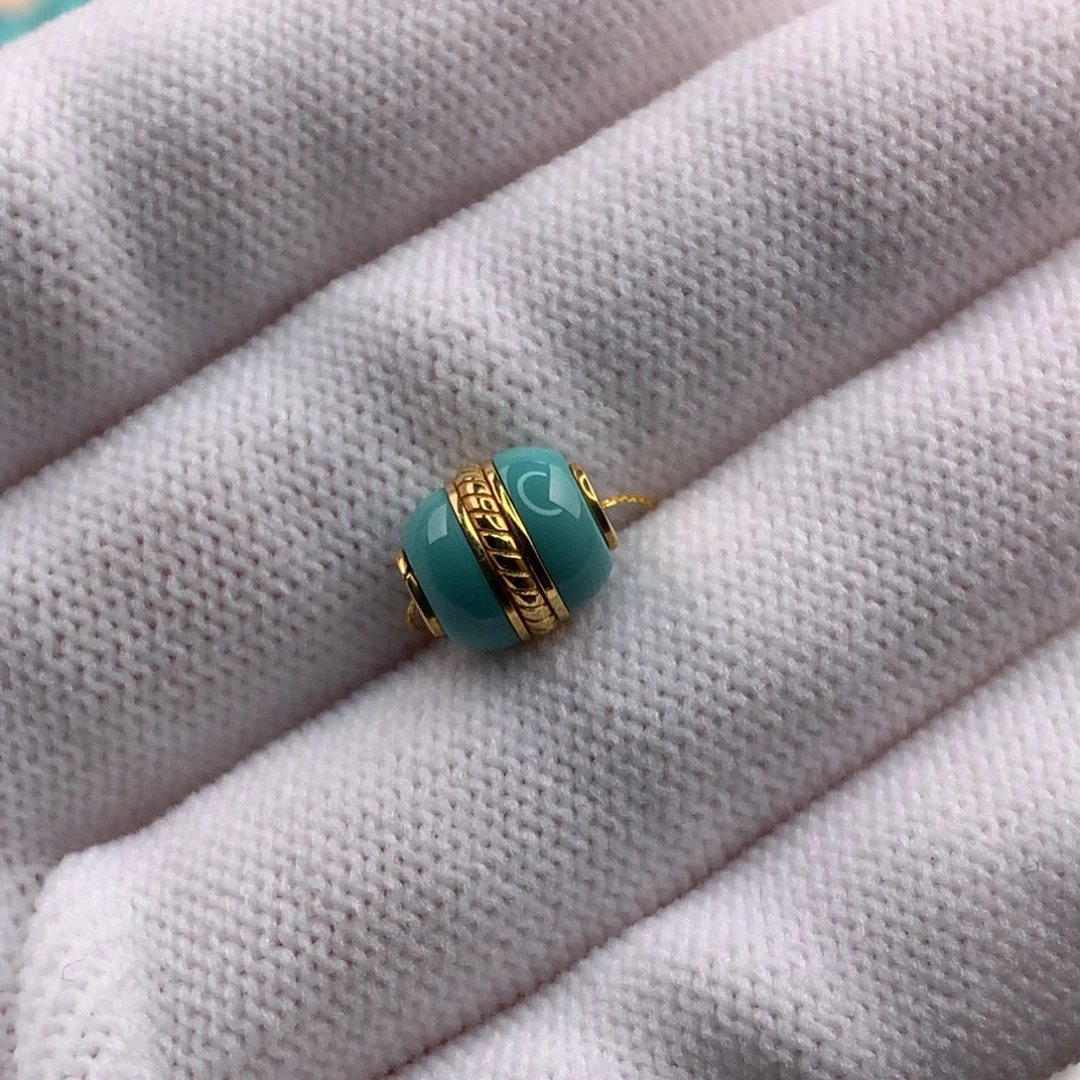 绿松石珠宝玉石18K金镶嵌