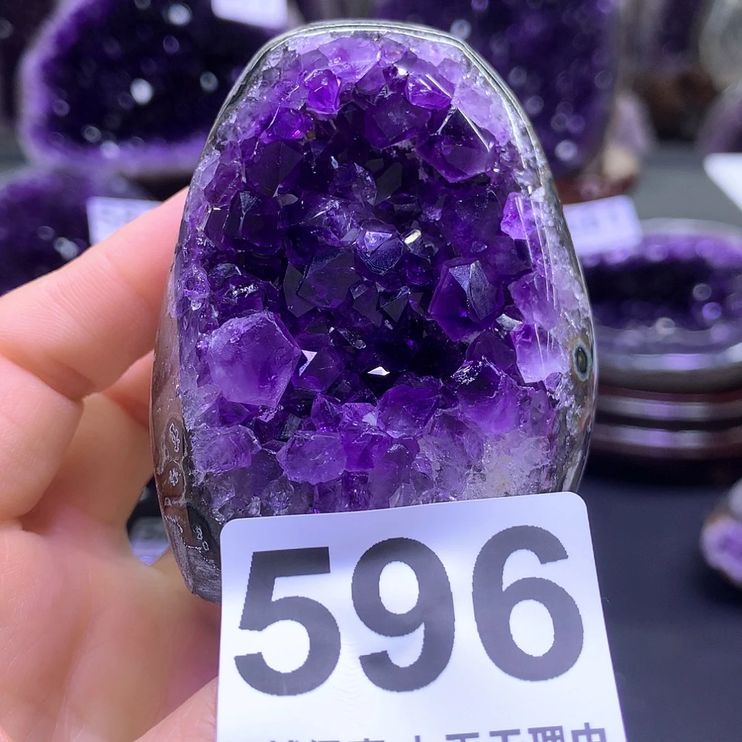 水晶摆件未镶嵌水晶