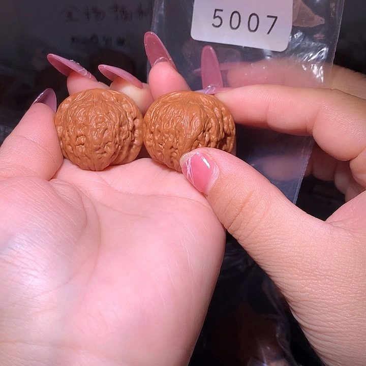 文玩核桃把件铁锤34