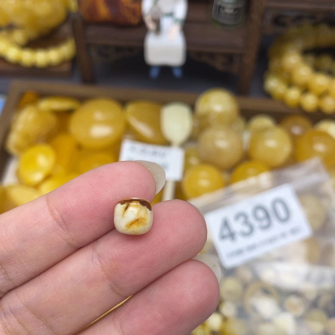 未镶嵌琥珀珠宝奇石8.7✖️8