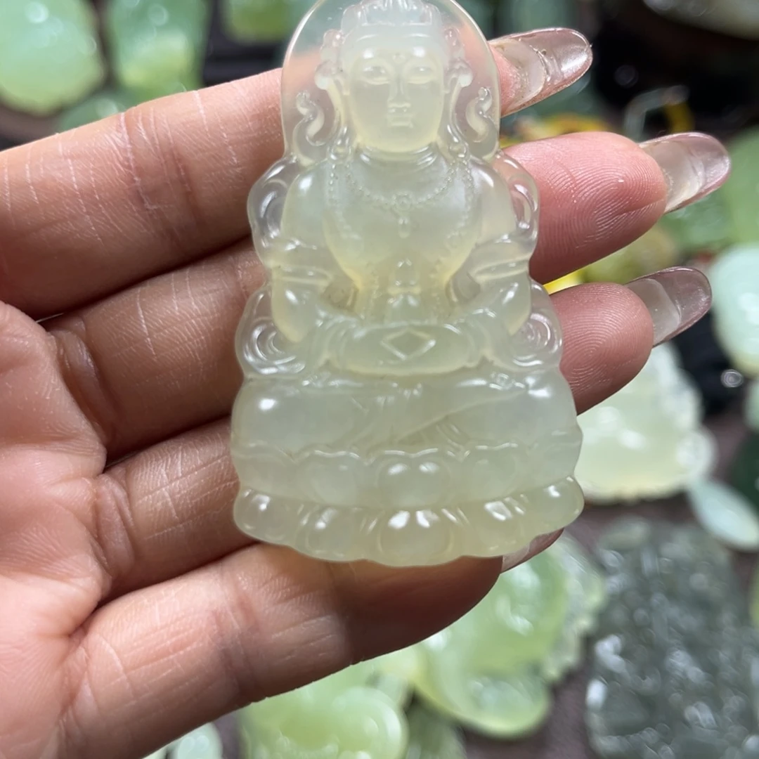 蛇纹石玉未镶嵌颈饰