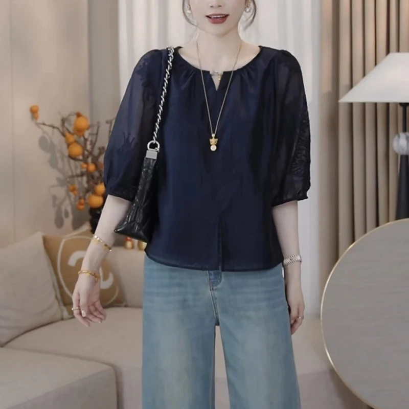 气质时尚简约通勤夏季轻薄减龄宽松衬衫韩版显白圆领上衣洋气小衫