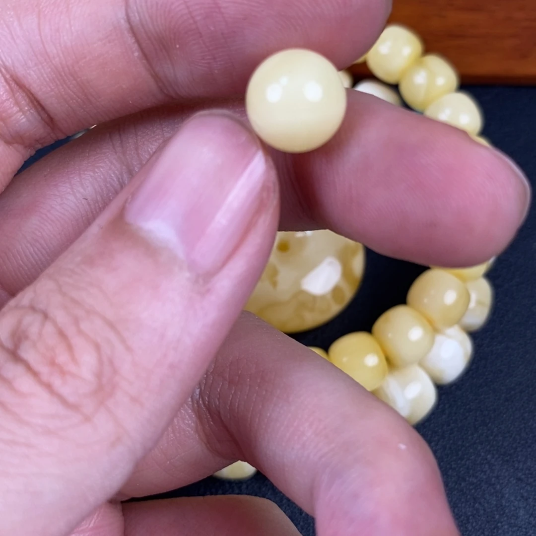 琥珀未镶嵌珠宝奇石41