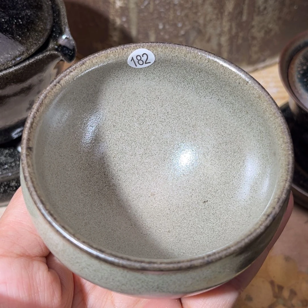 茶盏义兴龙窑坚持真柴烧