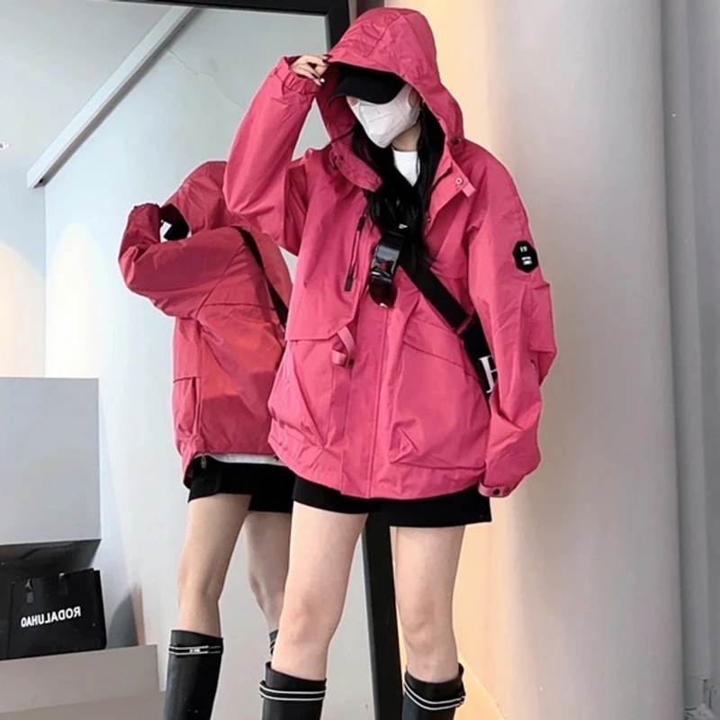 481春季休闲户外旅行防风连帽开衫外套冲锋衣男女情侣款时尚外套