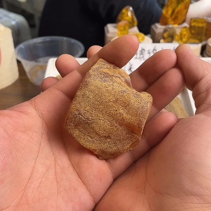 琪***律定制琥珀未镶嵌天然琥珀蜜蜡