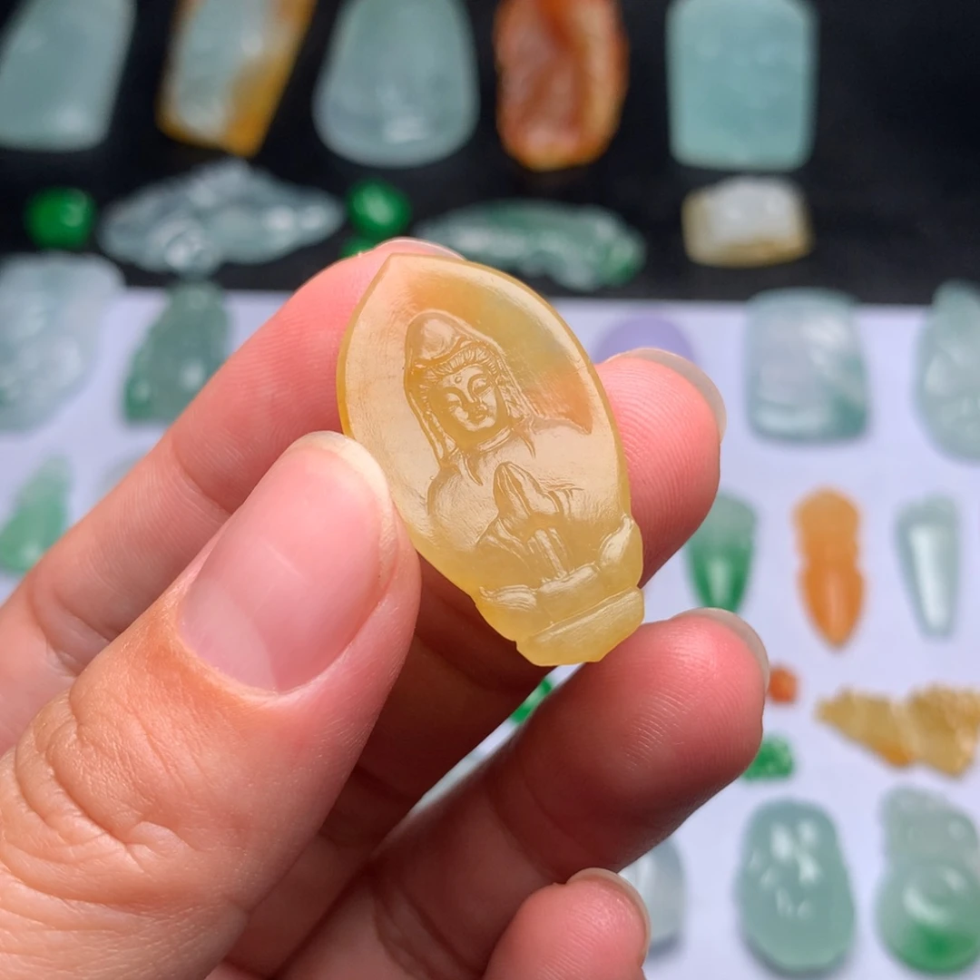 定制翡翠未镶嵌观音